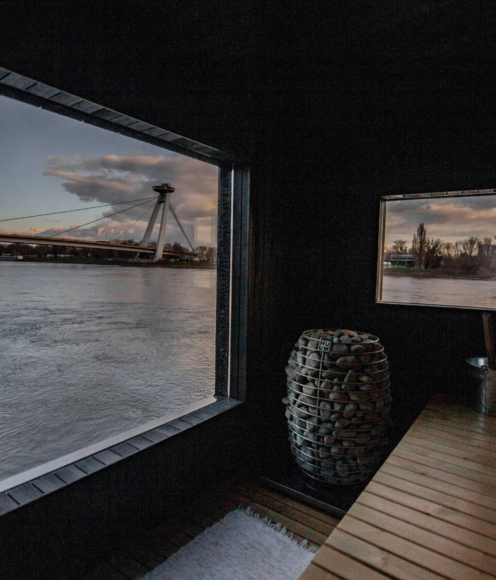 Bobor Sauna – A Public Sauna on the Danube 2 bobor-sauna-2