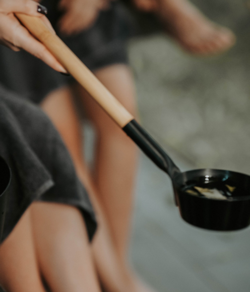 Can You Pour Water on an Electric Sauna? 4 kas-elektrikerisega-saunas-voib-kividele-vett-visata-5